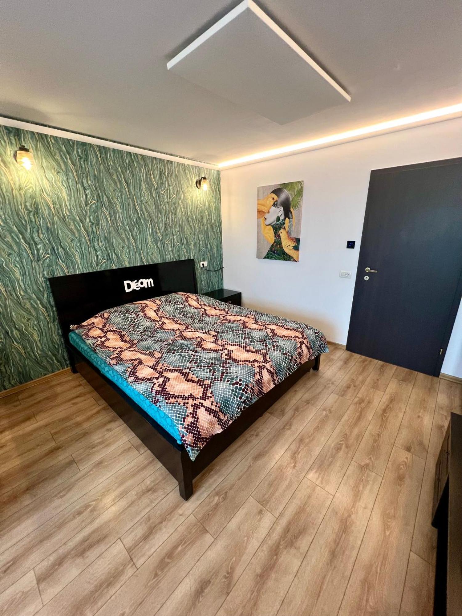 2 Venturo Victoriei Wi-Fi Self Check-In Apartment Brasov Exterior photo